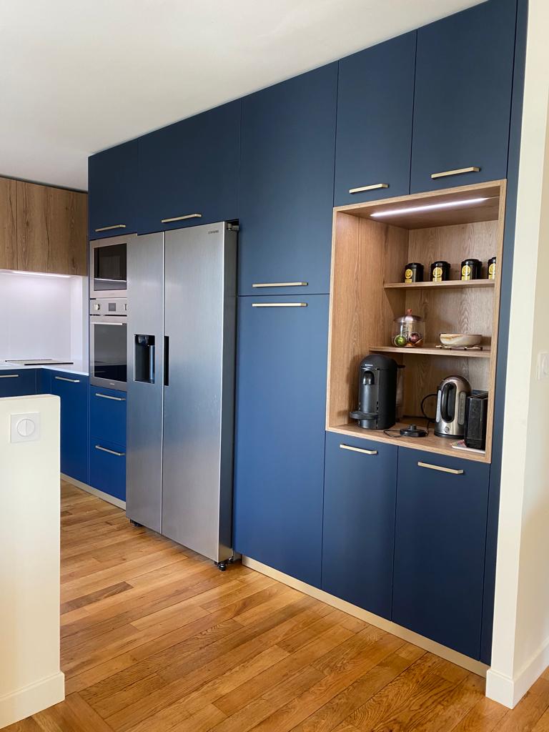 découvrez nos solutions d'aménagement de cuisine sur-mesure pour optimiser votre espace avec style et fonctionnalité. profitez d'une cuisine personnalisée qui répond à vos besoins et à votre goût.