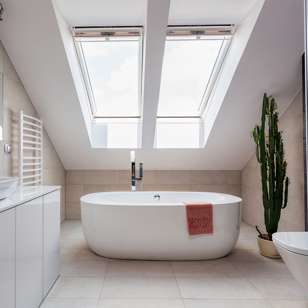 découvrez des solutions économiques pour aménager votre salle de bain sous comble. astuces et conseils pour optimiser l'espace sans dépasser votre budget.