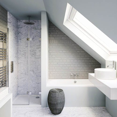 découvrez nos solutions d'aménagement pas cher pour votre salle de bain sous comble, alliant fonctionnalité et design optimisé pour petits espaces.