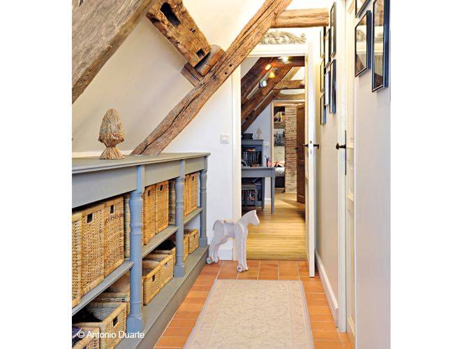 découvrez comment aménager vos combles de 25m2 en une pièce de rêve : idées, astuces et conseils pour optimiser l'espace et créer un intérieur chaleureux et fonctionnel.