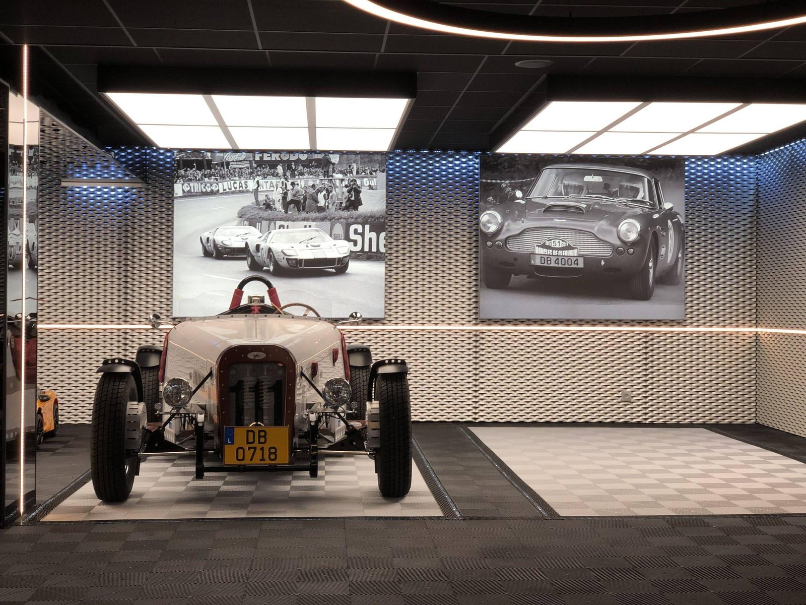 découvrez comment aménager un garage multifonction rentable pour maximiser l'espace et optimiser vos investissements. astuces pratiques et idées d'aménagement.