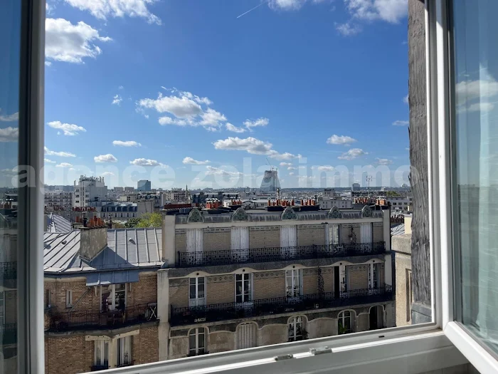 découvrez cet appartement à rénover situé dans le 15e arrondissement de paris, une opportunité idéale pour créer votre espace sur mesure dans un quartier dynamique et recherché.