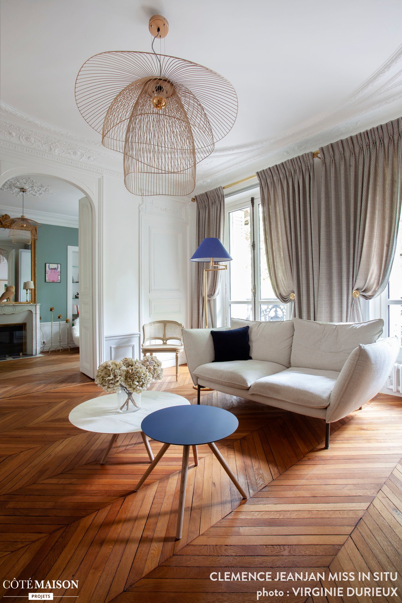 découvrez un appartement haussmannien chic alliant élégance classique et confort moderne au cœur de la ville. un cadre raffiné pour un séjour inoubliable.