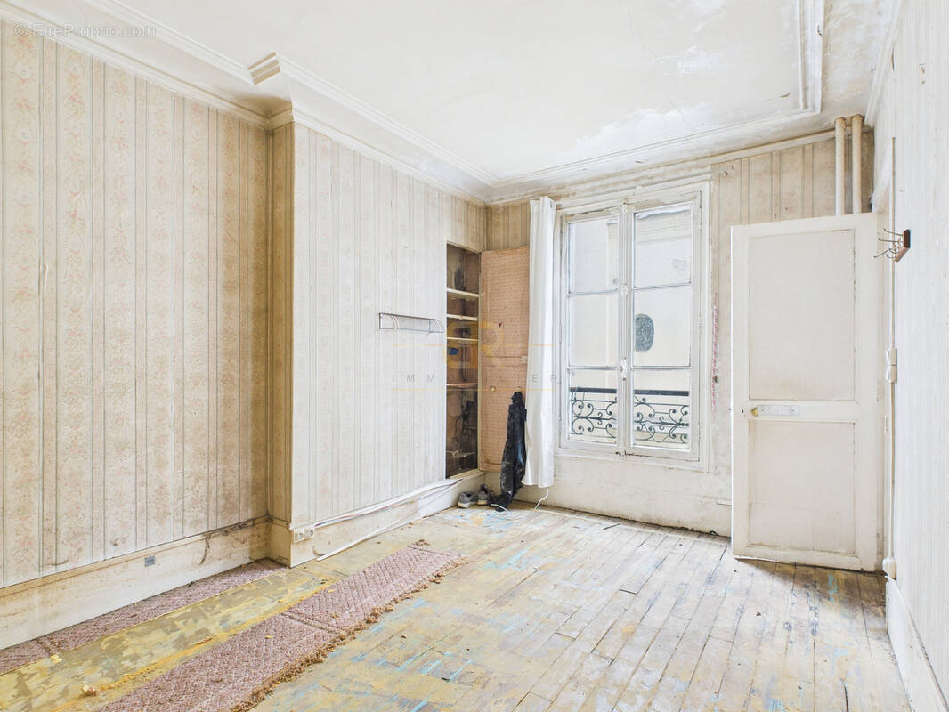 découvrez des appartements à rénover à paris pour créer votre espace idéal au cœur de la capitale. opportunités uniques à saisir dès maintenant.