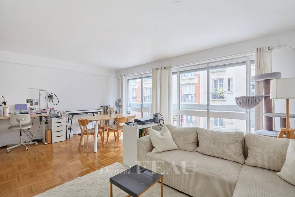découvrez nos appartements à rénover à paris en normandie, idéaux pour vos projets immobiliers. profitez d'opportunités uniques pour réhabiliter et valoriser votre futur logement.