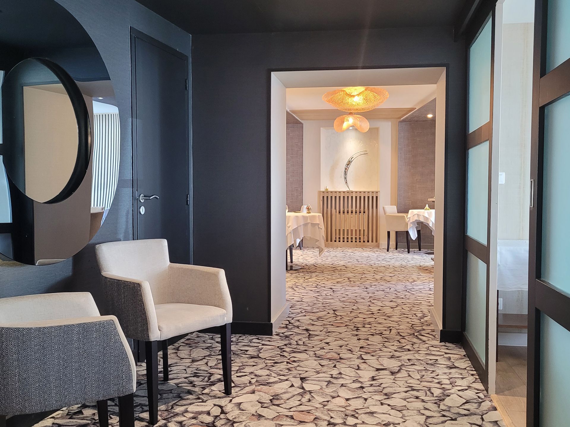 découvrez des idées innovantes et des conseils d'experts en architecture d'intérieur pour transformer vos espaces avec style et fonctionnalité.