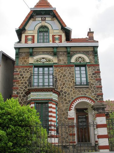 trouvez un architecte à courbevoie pour vos projets de construction, rénovation ou design d'intérieur. expertise locale et conseils personnalisés.
