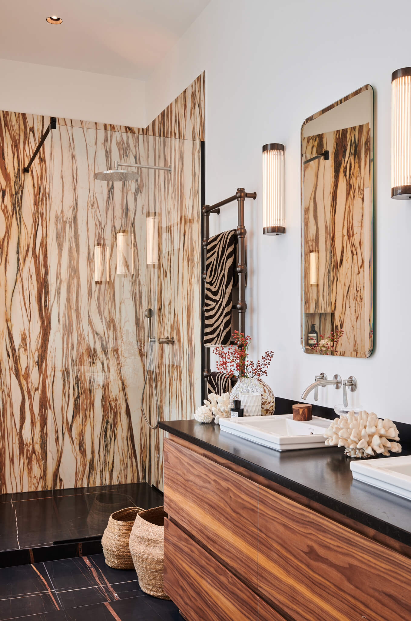 architecte d'appartement à paris, expert en design intérieur, crée des espaces élégants et fonctionnels adaptés à vos besoins et à votre style de vie.