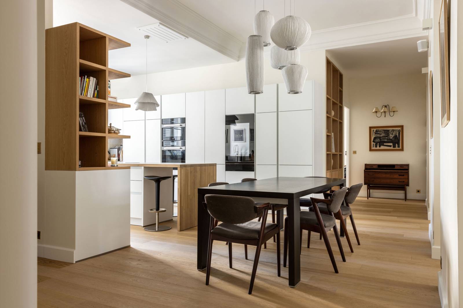 découvrez un architecte d'appartement à paris, expert en design intérieur, pour créer des espaces élégants, fonctionnels et personnalisés qui reflètent votre style de vie.
