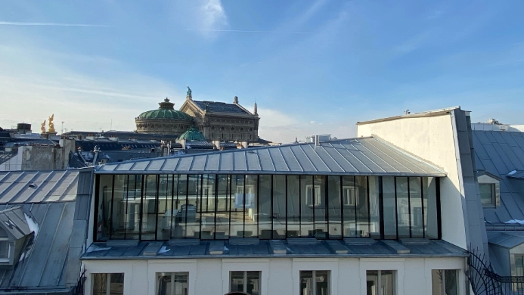 découvrez un architecte expert à paris, spécialisé dans la conception de projets innovants et sur mesure, alliant créativité et expertise pour réaliser vos rêves architecturaux.