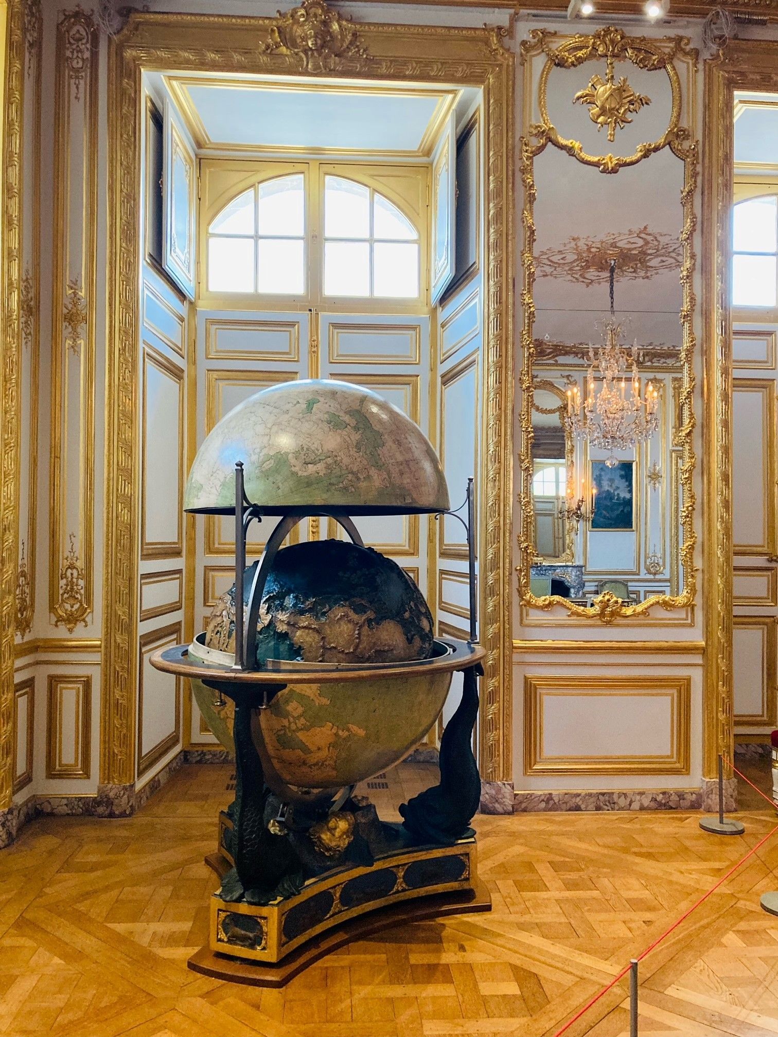 architecte interieur versailles 1 découvrez un architecte intérieur à versailles spécialisé dans la création d'espaces élégants et fonctionnels, alliant design moderne et charme classique.