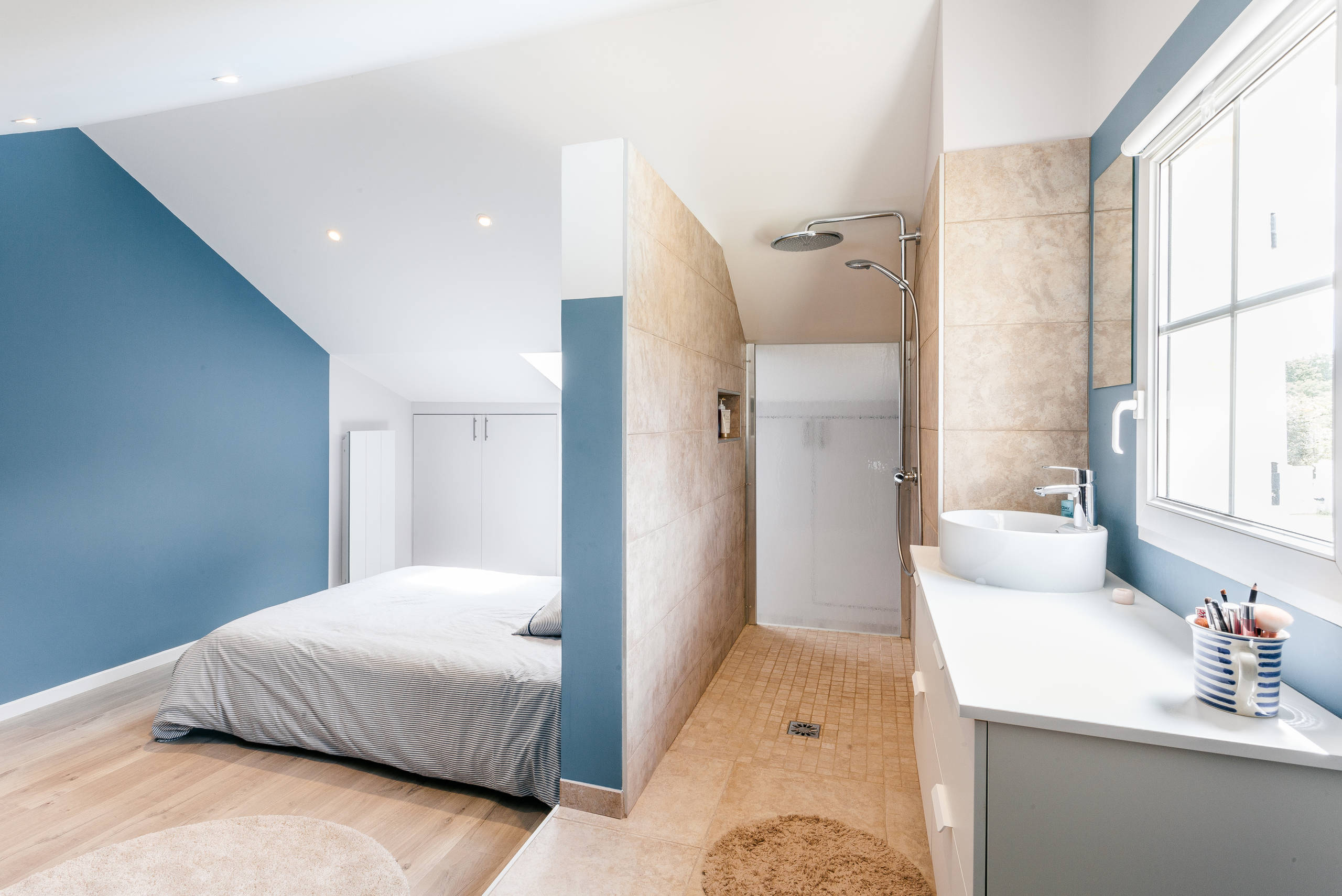 découvrez comment établir un budget pour votre douche italienne et optimisez vos dépenses grâce à nos conseils pratiques et astuces.