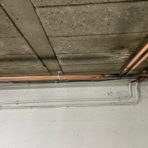 découvrez un carreleur expert à nanterre, spécialisé dans la pose de carrelage de qualité pour vos projets résidentiels et commerciaux. service professionnel et personnalisé.