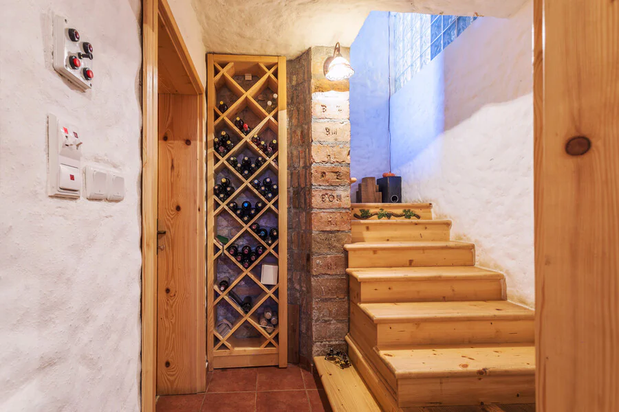 découvrez comment aménager une cave en habitation confortable et fonctionnelle, idéale pour optimiser l'espace et créer un environnement chaleureux.