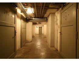 découvrez comment aménager une cave en habitation pour maximiser votre espace de vie avec confort et sécurité.