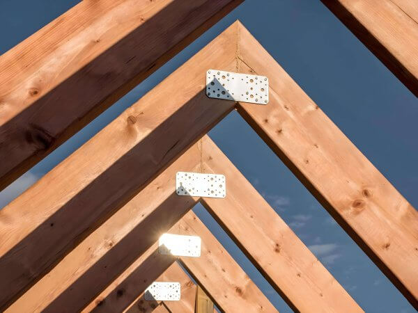 découvrez la charpente fermette, une solution de toiture solide et économique, idéale pour construire ou rénover votre maison avec durabilité et budget maîtrisé.
