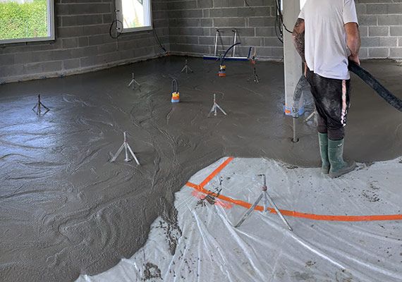 découvrez nos conseils pratiques pour réaliser une chape parfaite, assurer une finition lisse et durable pour tous vos projets de construction ou de rénovation.