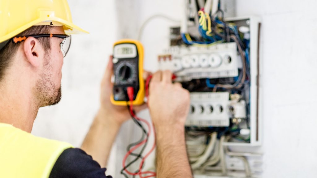 cout changement tableau electrique 2 découvrez le coût du changement d'un tableau électrique, les facteurs influençant le prix, et obtenez des conseils pour bien planifier vos travaux électriques en toute sécurité.