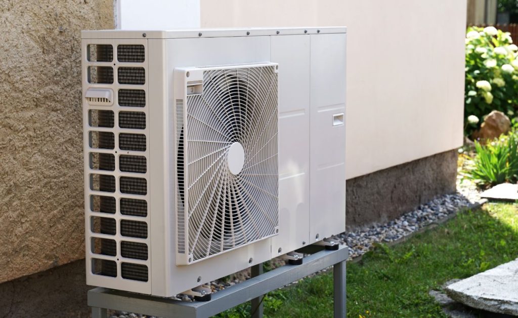 cout pompe a chaleur essentiel découvrez le coût d'une pompe à chaleur essentiel et faites le meilleur choix pour votre chauffage économique et écologique.