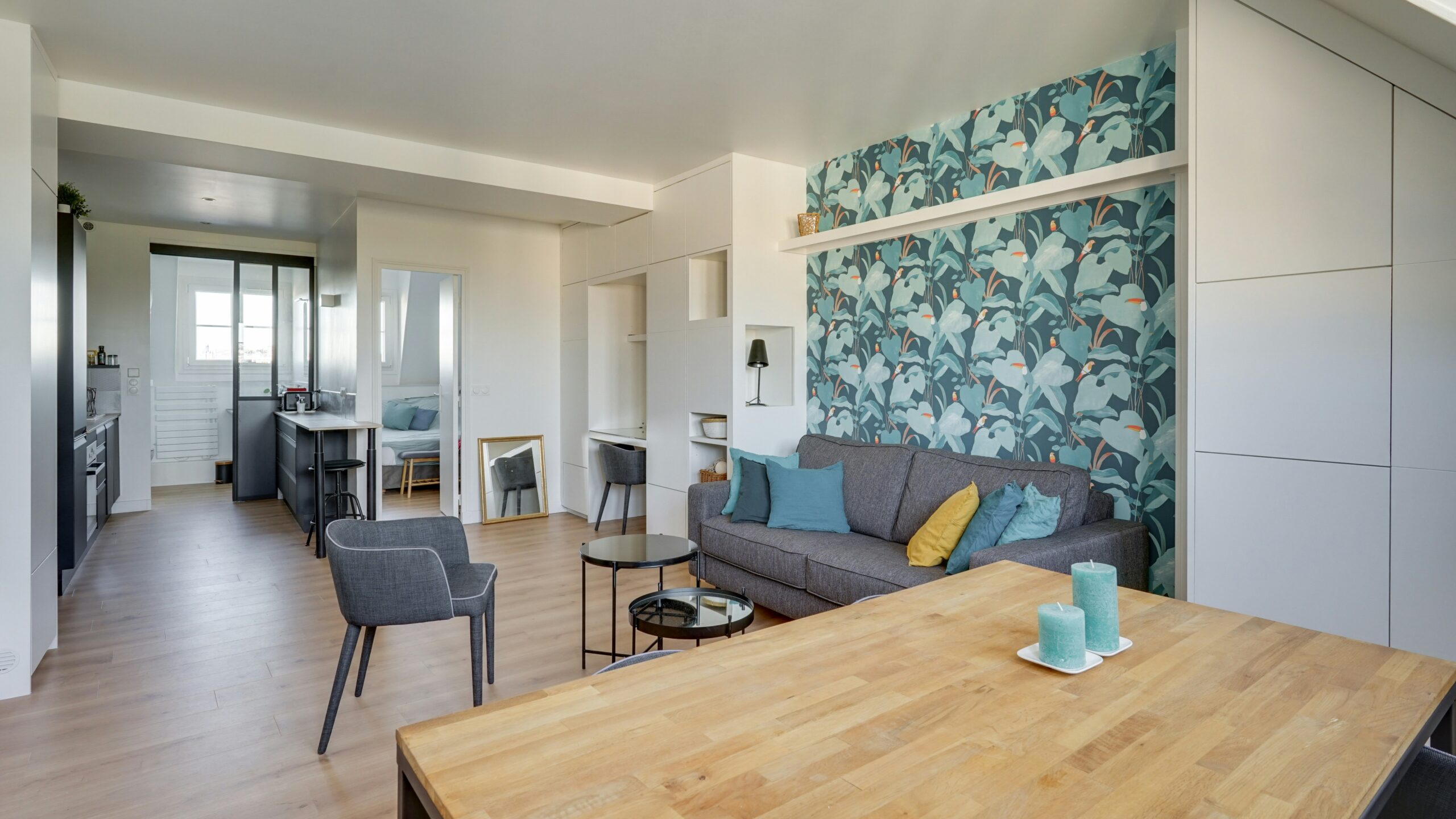 découvrez les facteurs influençant le coût de la rénovation intérieure d'un appartement et obtenez des conseils pour optimiser votre budget travaux.