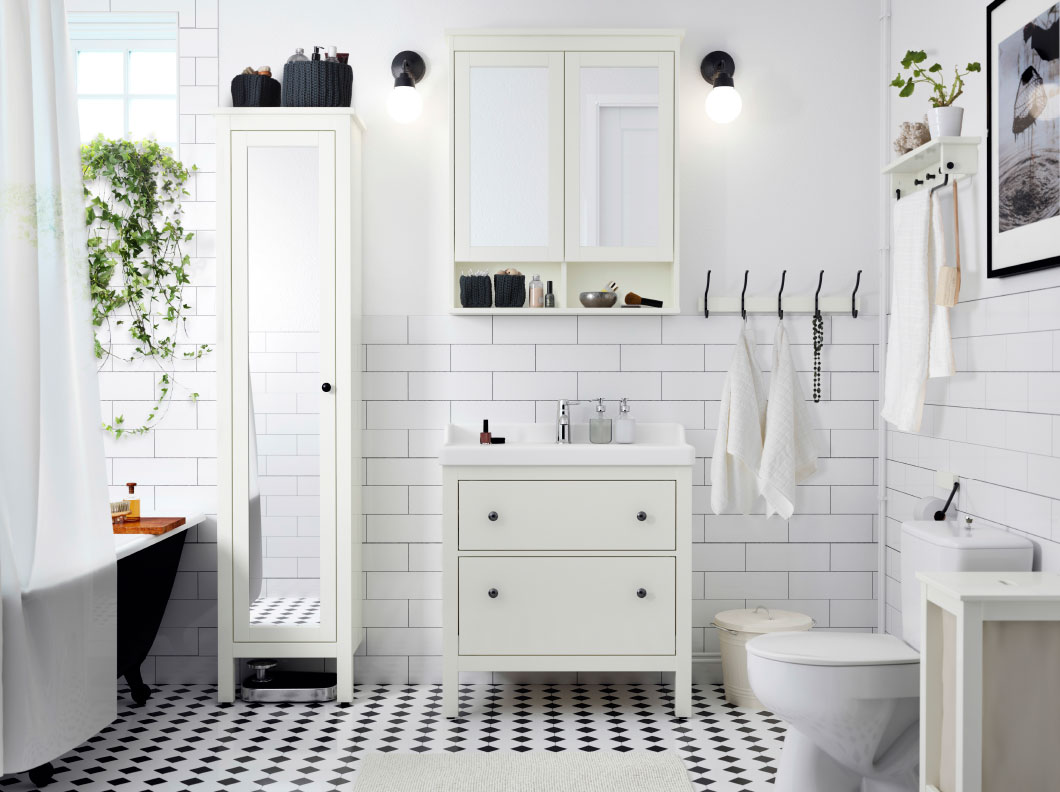 découvrez les facteurs influençant le coût d'une salle de bain et obtenez des conseils pour optimiser votre budget rénovation.