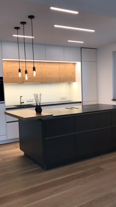 découvrez des idées et astuces pour aménager et optimiser une cuisine de 10m2, alliant ergonomie, style et fonctionnalité.