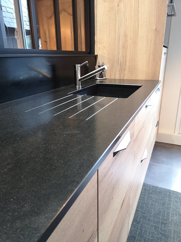 découvrez notre service de cuisiniste à clamart, spécialisé dans la conception sur-mesure et le design innovant pour une cuisine unique et fonctionnelle.