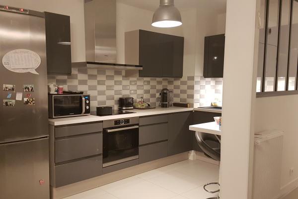 découvrez un cuisiniste expert à paris 15, votre spécialiste local pour une cuisine sur mesure alliant design, fonctionnalité et qualité.