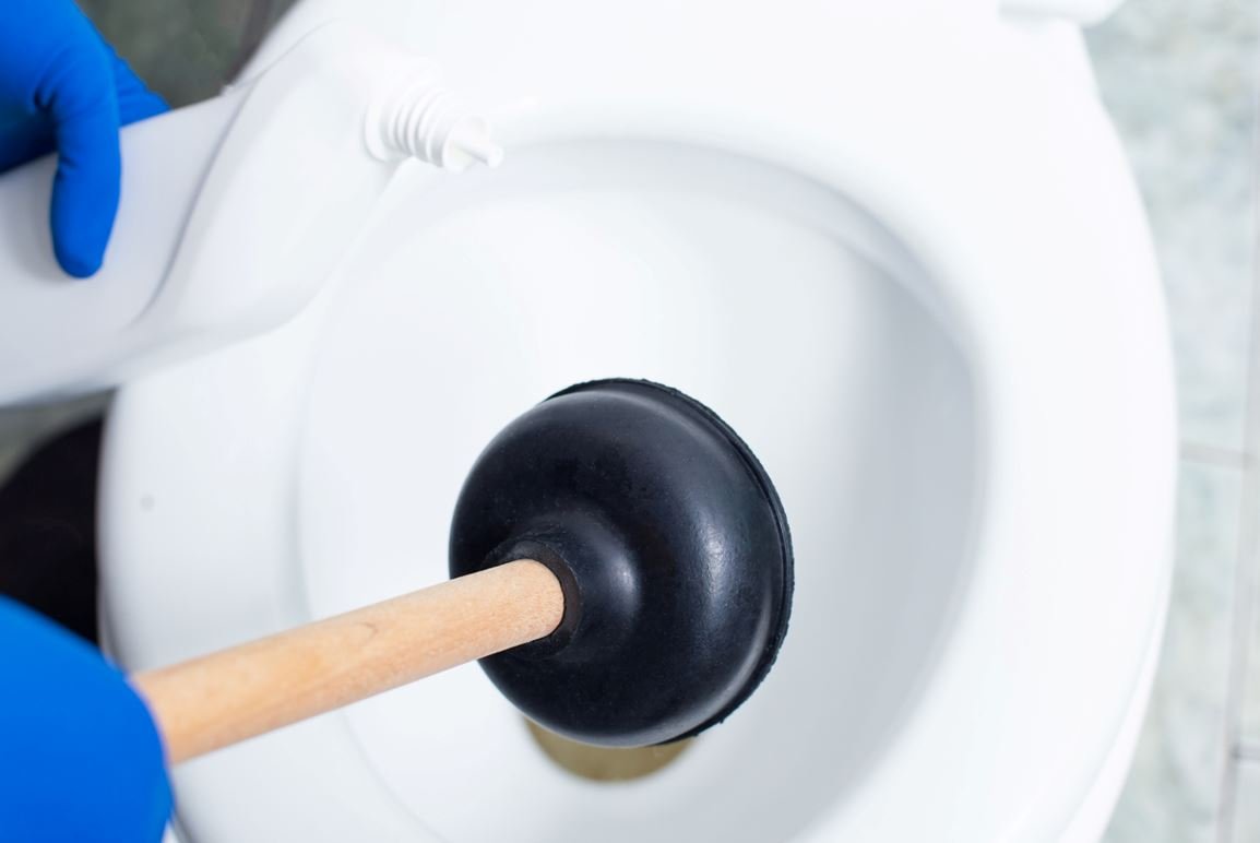 service professionnel de débouchage efficace pour sanibroyeur, interventions rapides et durables pour résoudre tous vos problèmes de canalisation.