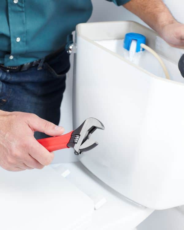 service de débouchage wc rapide à paris : intervention efficace et immédiate pour résoudre tous vos problèmes de canalisations.