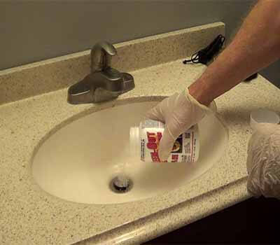 découvrez des méthodes efficaces et rapides pour déboucher votre évier et retrouver un bon écoulement en un rien de temps.