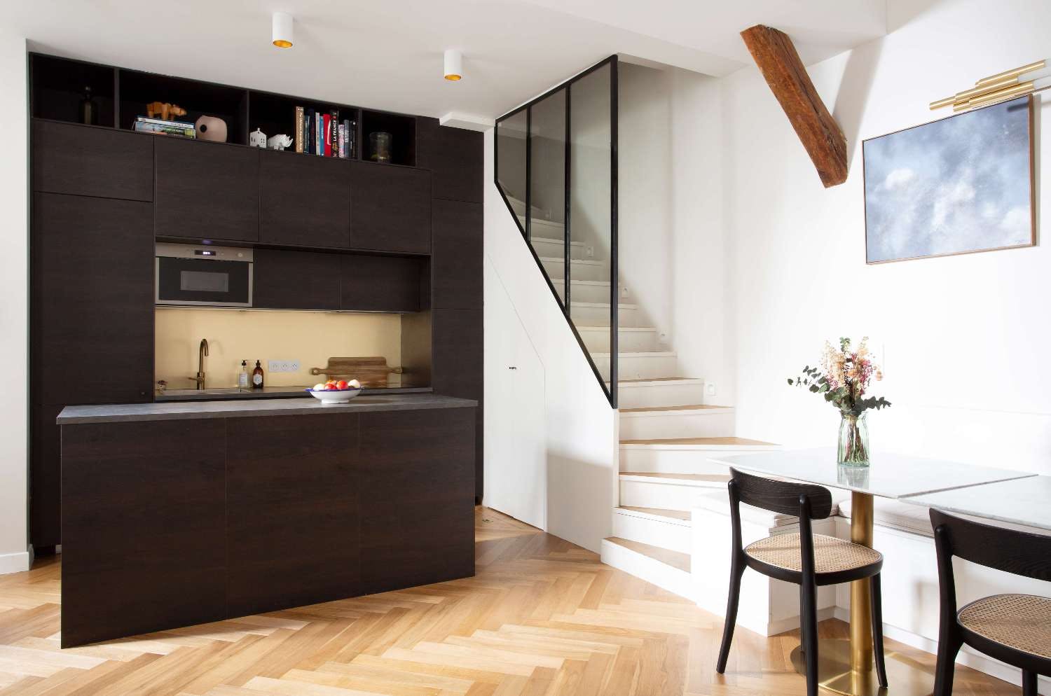 découvrez un décorateur d'intérieur professionnel à nantes pour transformer votre espace avec style et élégance. conseils personnalisés et création unique.