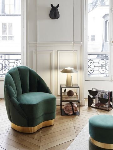 découvrez nos idées et conseils pour une décoration élégante et authentique d'un appartement haussmannien, alliant charme d'époque et modernité.