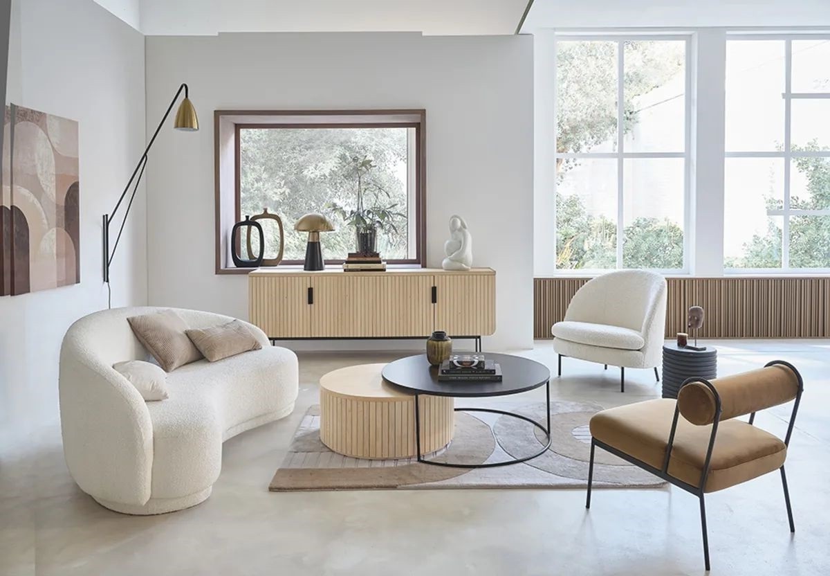 découvrez des astuces pratiques et des conseils de style pour sublimer la décoration intérieure de votre maison et créer un espace à votre image.