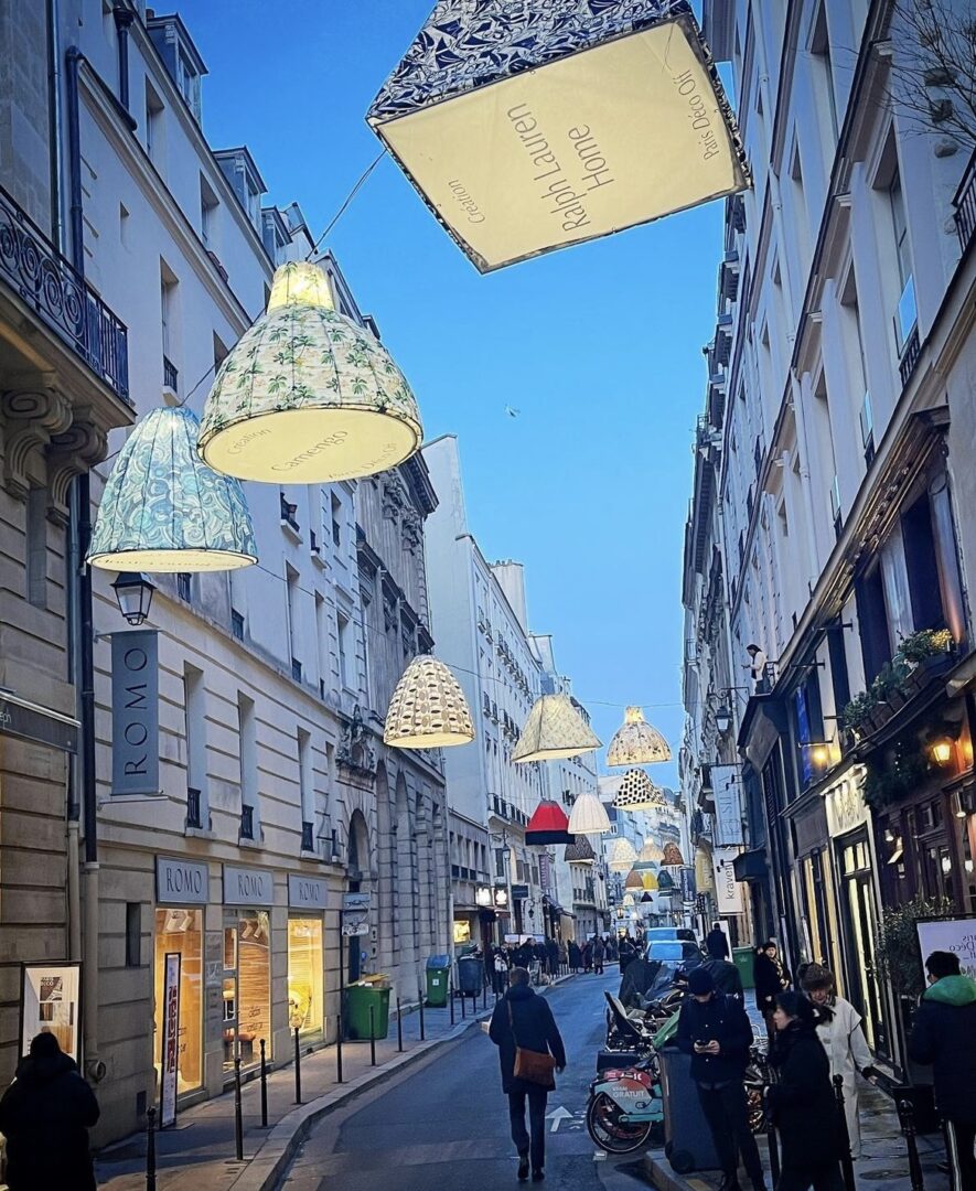 découvrez une décoratrice à paris en 2025, spécialisée dans la création d'espaces élégants et modernes pour sublimer votre intérieur.