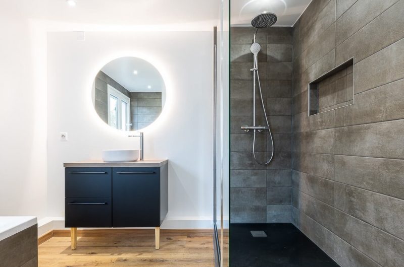 obtenez un devis gratuit pour la rénovation de votre salle de bain à paris. profitez de notre expertise pour un projet sur mesure, rapide et fiable.