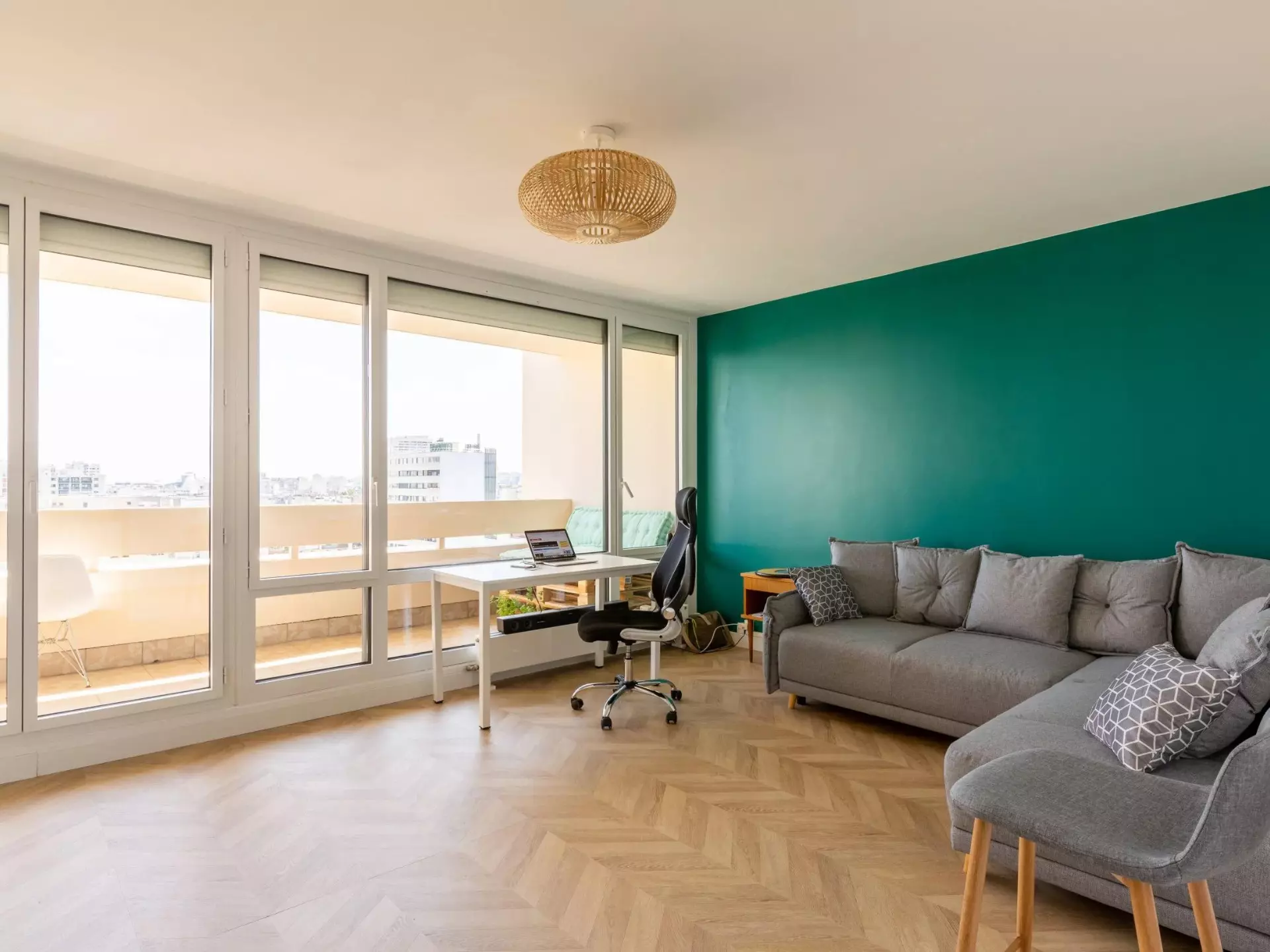 obtenez un devis gratuit pour la rénovation de votre appartement à paris. services professionnels, conseils personnalisés et travaux de qualité garantis.