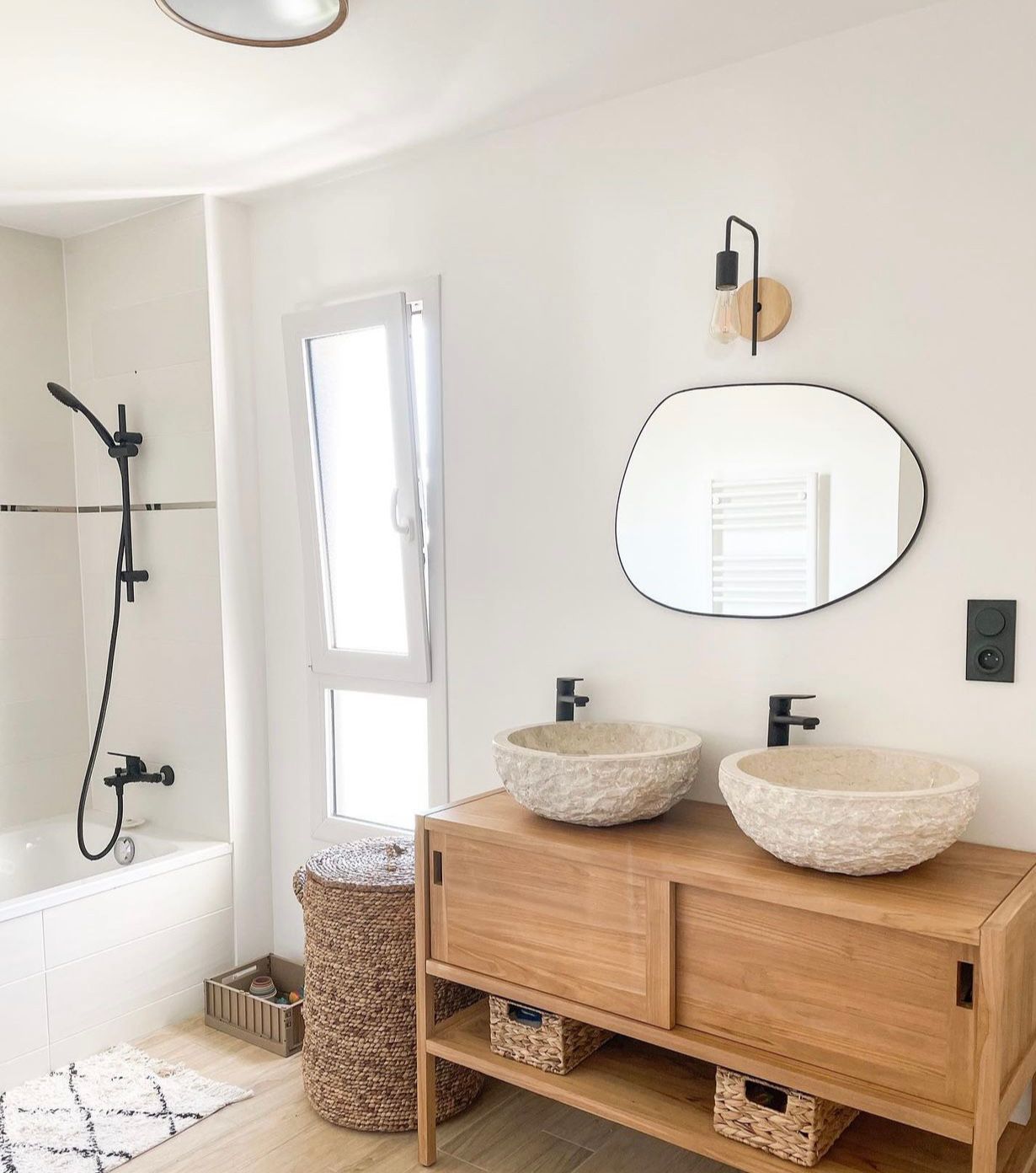 obtenez un devis personnalisé pour la rénovation de votre salle de bain à paris 10. services de qualité, tarifs compétitifs et conseils d'experts pour transformer votre espace.