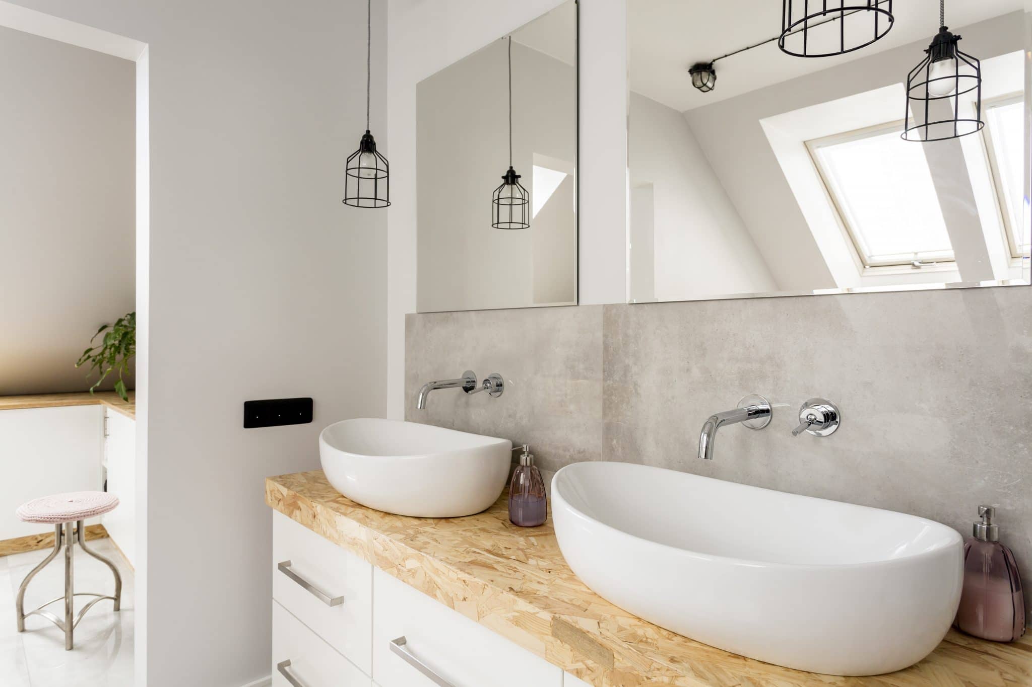obtenez un devis détaillé et personnalisé pour la rénovation ou la création de votre salle de bain. comparez les prix et services des professionnels rapidement et facilement.