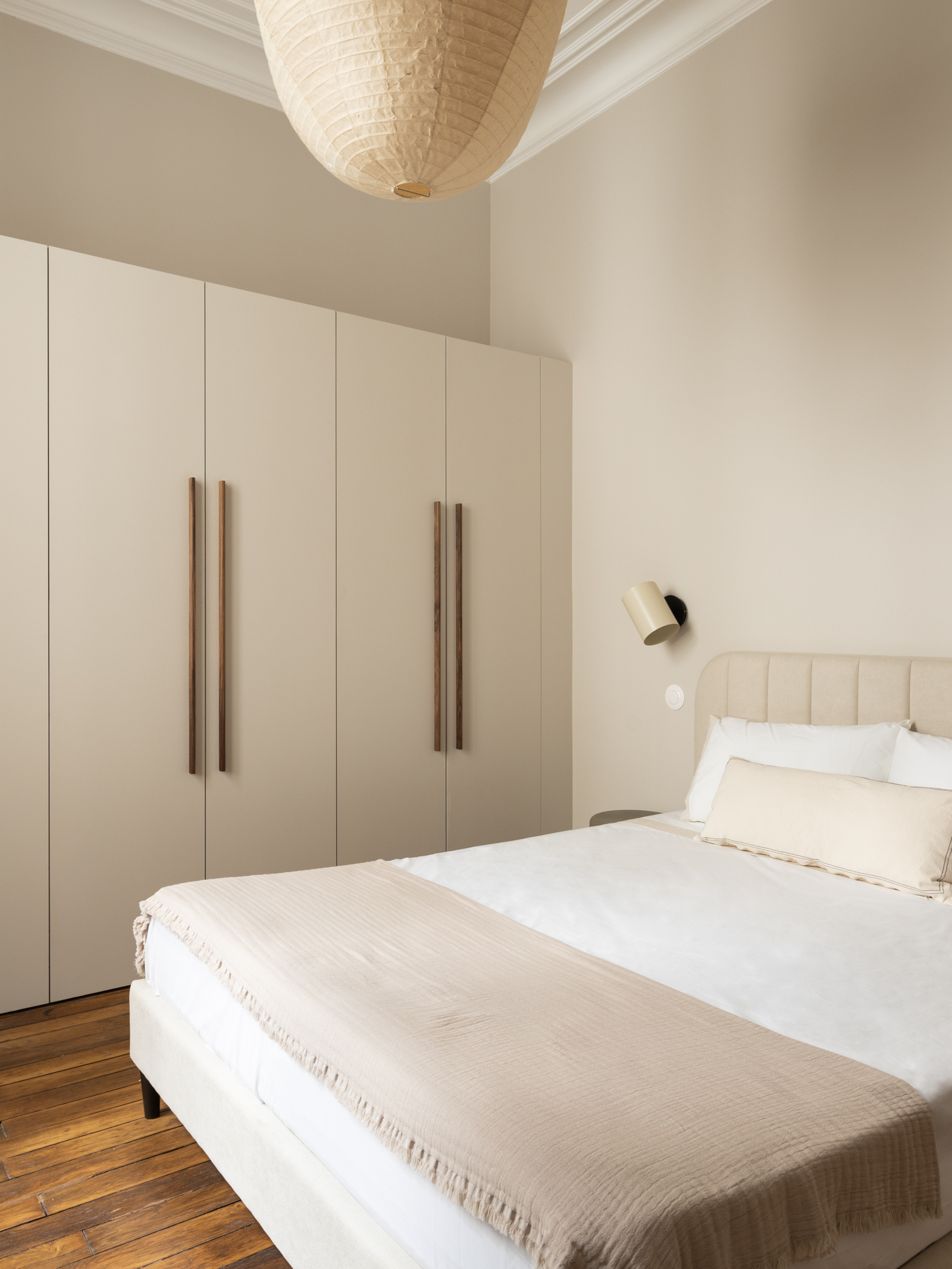 découvrez nos astuces d’optimisation pour un dressing sur mesure à paris 15, alliant fonctionnalité et élégance pour votre espace personnalisé.