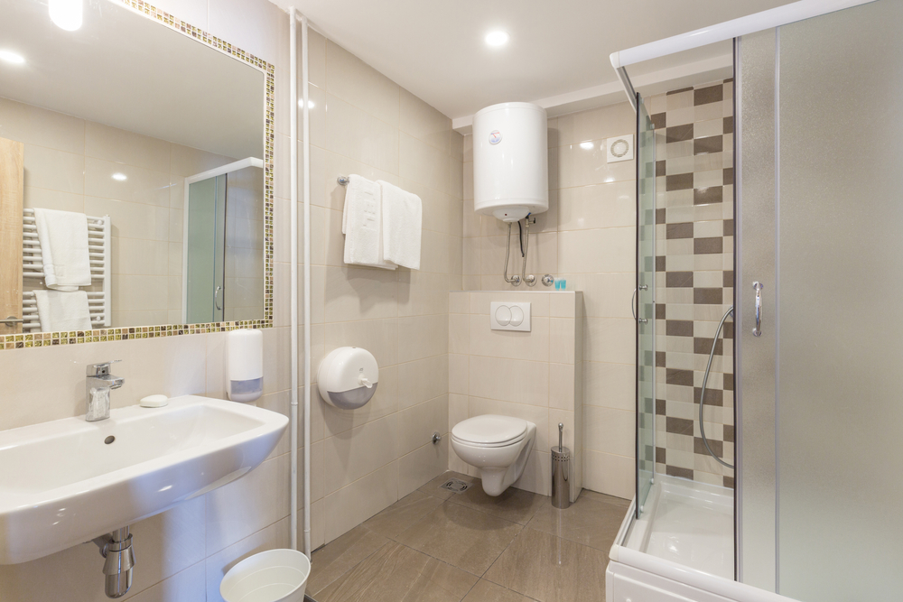 découvrez combien de temps il faut pour carreler une salle de bain, les étapes clés du processus et des conseils pour réussir vos travaux rapidement et efficacement.
