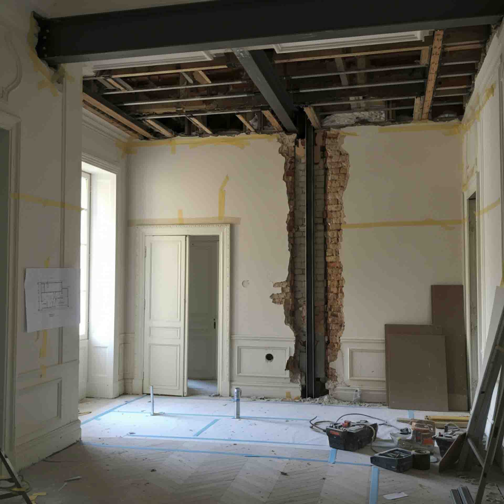 découvrez combien de temps prend la rénovation d'un appartement et les étapes clés pour planifier efficacement votre projet de rénovation.