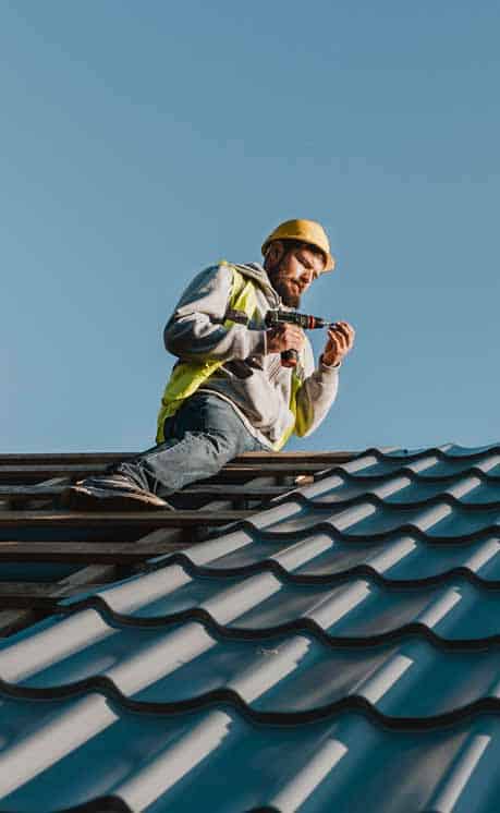 engagez un expert en couverture pour vos travaux de toiture, garantissant qualité, durabilité et sécurité. faites confiance à un professionnel qualifié pour tous vos besoins en couverture.