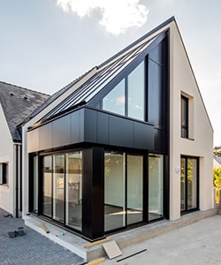 obtenez une estimation précise pour l'agrandissement de votre maison. évaluez les coûts et planifiez votre projet d'extension en toute sérénité.