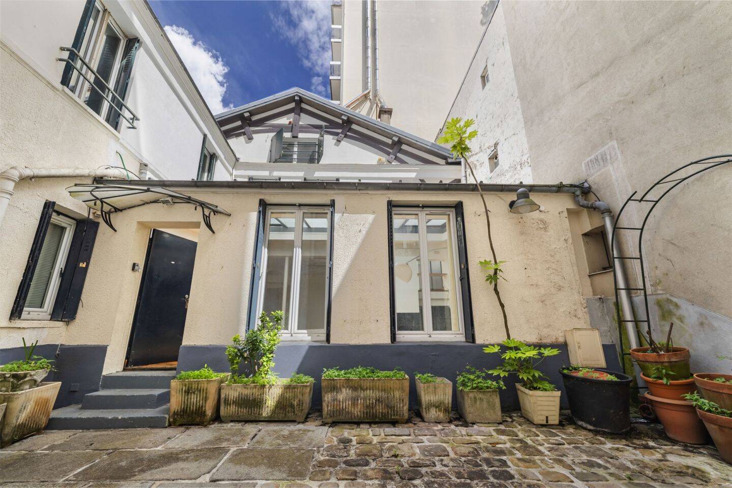 obtenez une estimation précise de votre maison à rénover dans le 15e arrondissement de paris. expertise rapide et fiable pour vendre ou valoriser votre bien immobilier.
