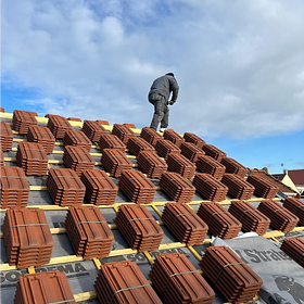 découvrez notre expertise couvreur pour des travaux de toiture fiables et de qualité, réalisés par des professionnels expérimentés.