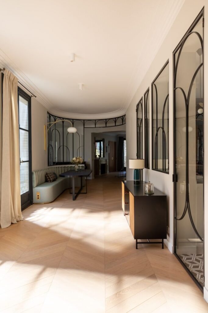 découvrez nos experts en rénovation à paris, spécialisés dans la transformation et l'amélioration de vos espaces avec savoir-faire et qualité.