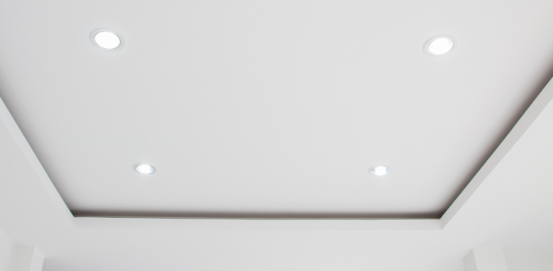 découvrez nos solutions de faux plafond pour embellir et optimiser l'isolation de vos espaces intérieurs avec style et efficacité.