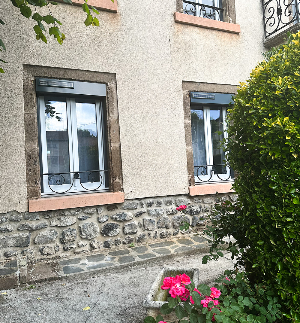 découvrez nos fenêtres pvc pour rénovation à paris en 2025 : isolation optimale, design moderne et installation professionnelle pour un confort retrouvé.