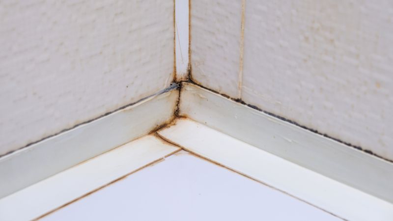 réparez rapidement votre fuite d'eau dans la salle de bain grâce à nos conseils pratiques et faciles à suivre. évitez les dégâts et économisez de l'eau dès maintenant !